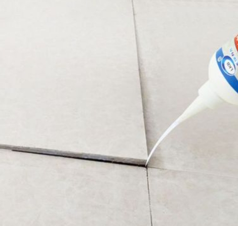 甘孜瓷砖空鼓维修公司分享卫生间瓷砖脱落的原因可能有以下几点